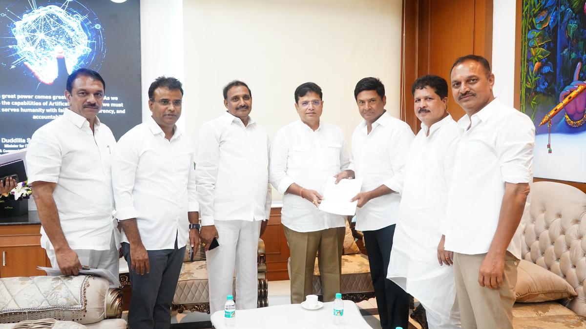 BRS MLAs meet Minister Sridhar Babu for development activities in constituencies